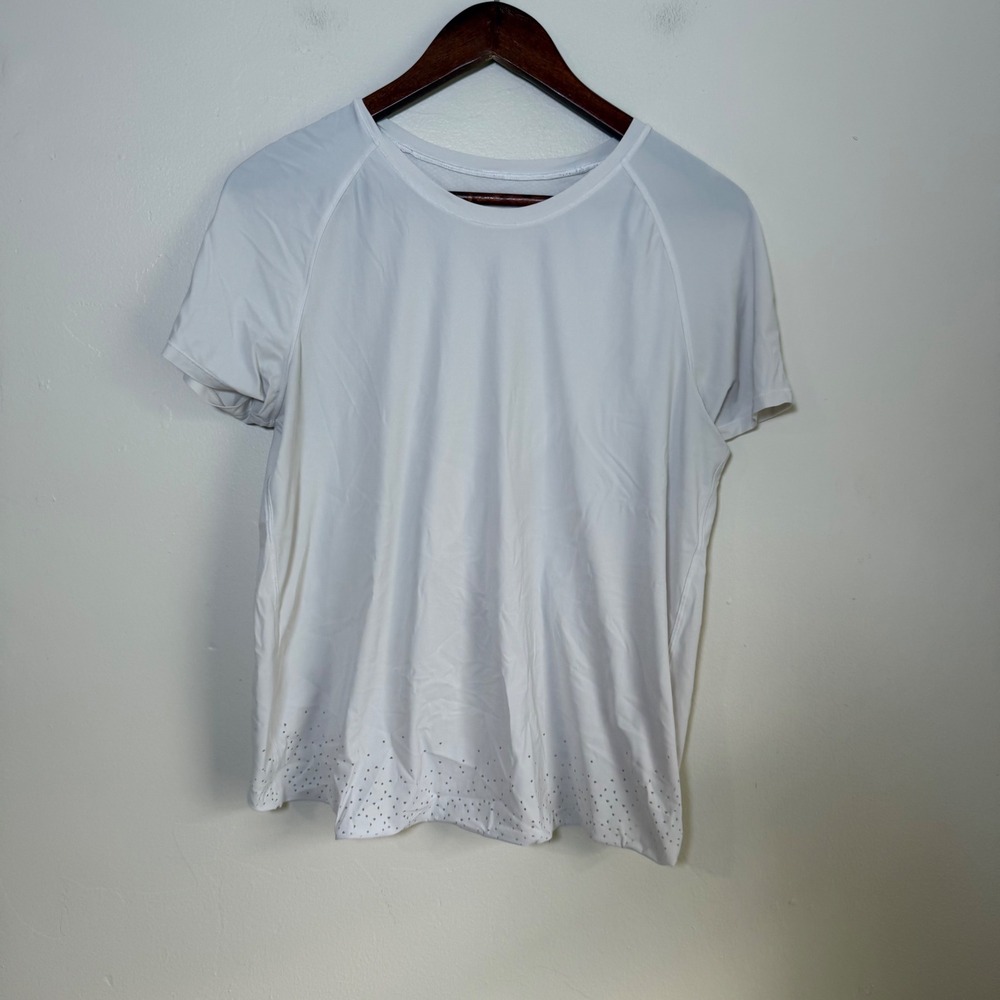 Lululemon‎ Quick Pace Laser Cut Perforated Tulip Back Short Sleeve Shirt Size 10